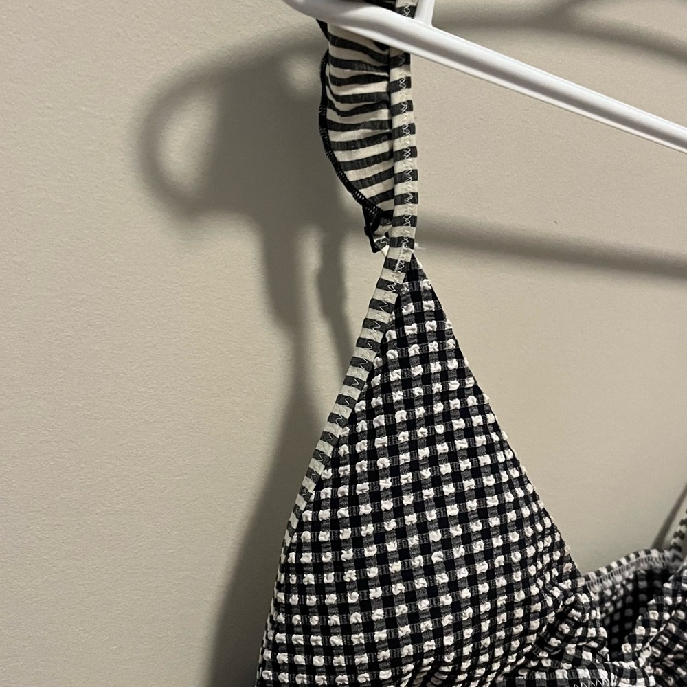 Aerie Seersucker Black and White Gingham Bikini Top with Ruffle Sleeves - Picture 4 of 5